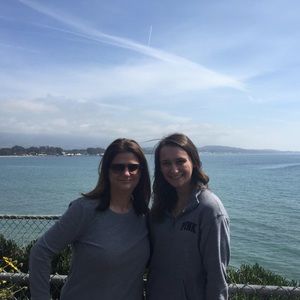 Meet your Posher, Janele